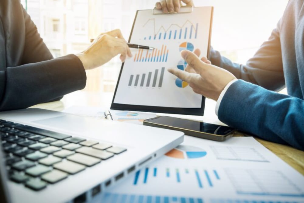 tipos de KPIs por departamento o proyecto